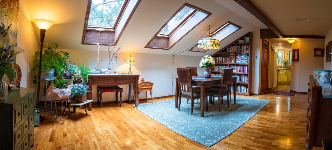 Whispering Pines Inn Флегстафф Екстер'єр фото