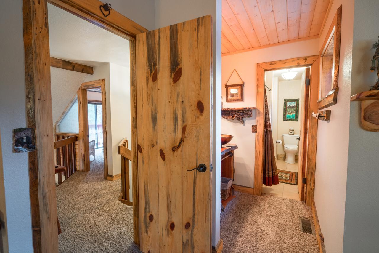 Whispering Pines Inn Флегстафф Екстер'єр фото